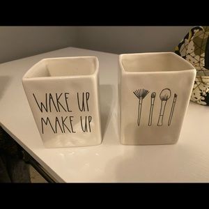 Wake up make up Rae Dunn